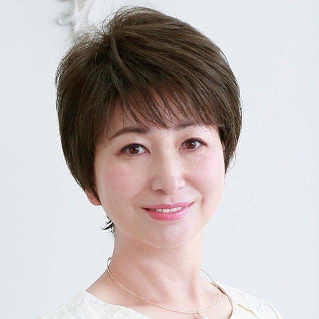 花白正品女士假发头发短直发奶奶表演白发发套日常整顶假发