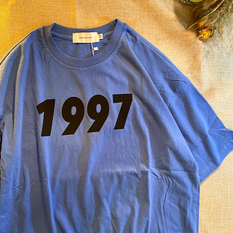 回答1997美式复古街头数字印花短袖男女宽松t恤