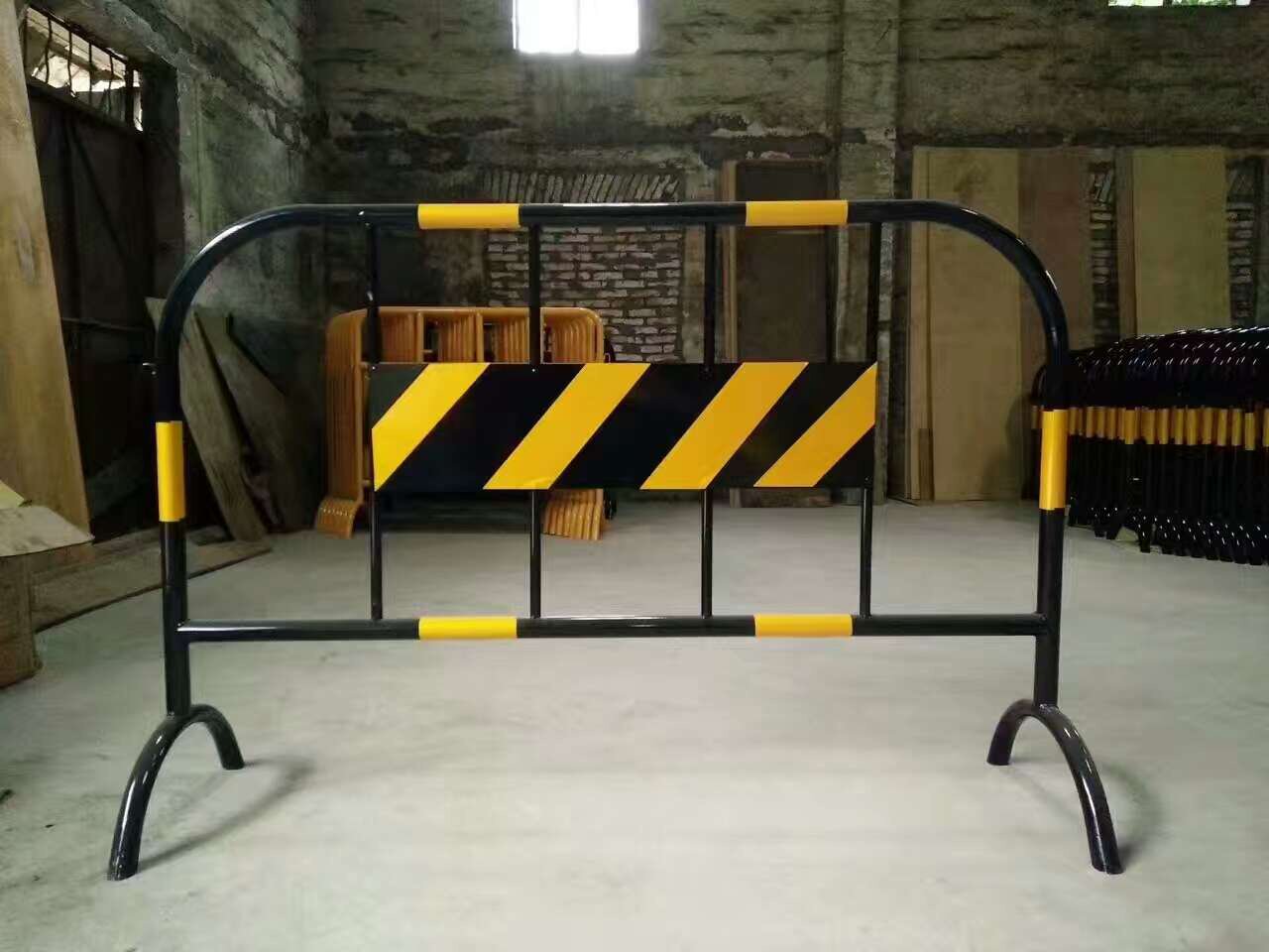 护栏铁马隔离交通围栏马路市政道路工地施工护栏