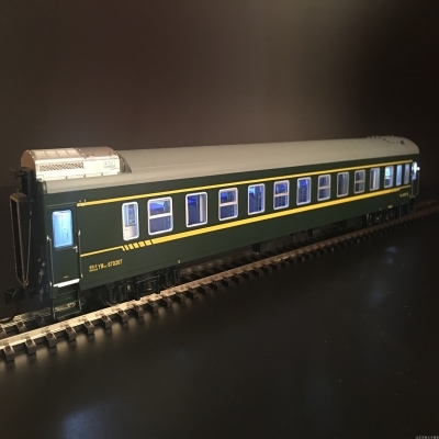 12月新品n27硬卧25g25k尾列宿营ho火车模型