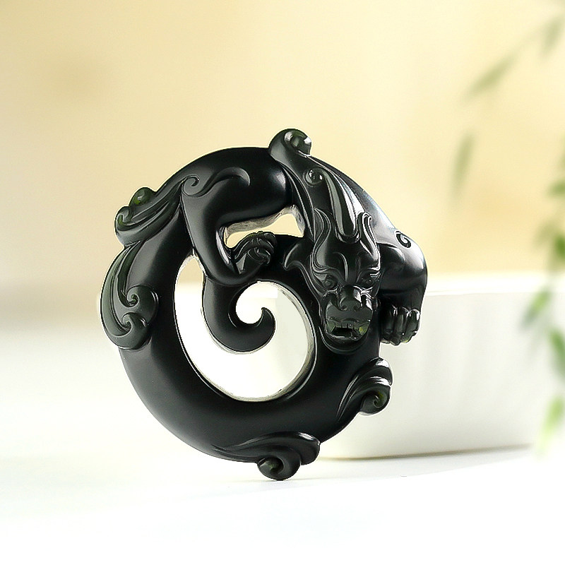 胡子手工可做挂件吊坠螭龙雕刻特细一级玉塔颈饰