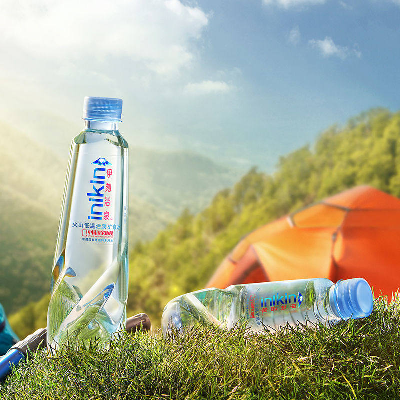 活泉伊利伊刻泉水火山低温矿泉水520ml24瓶8月饮用水