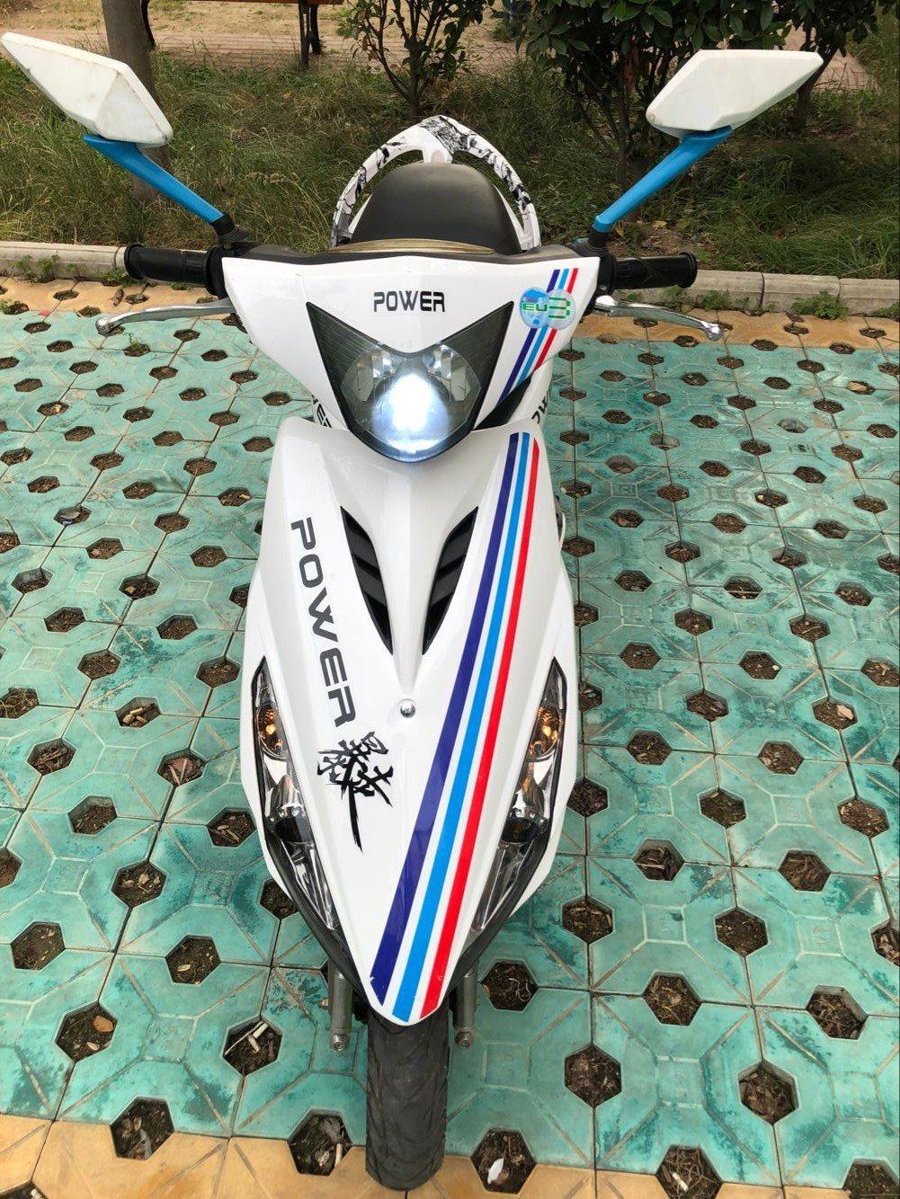 二手鬼火125cc踏板摩托车三代代战速男女装改装摩托车整车