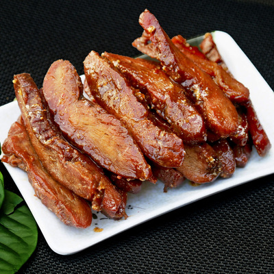 岳老大手撕鸭肉干散称香辣零食休闲食品真空包装手工即食风干鸭脯