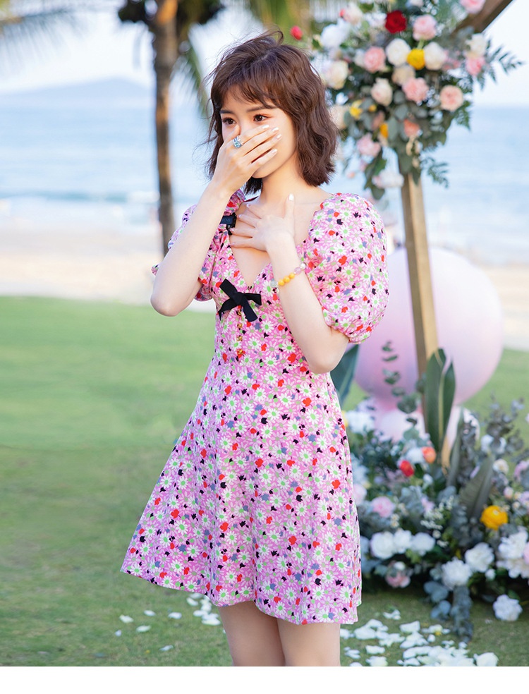 明星同款裙女2021夏季新款小雏菊短裙收腰超仙气质雪纺碎花连衣裙