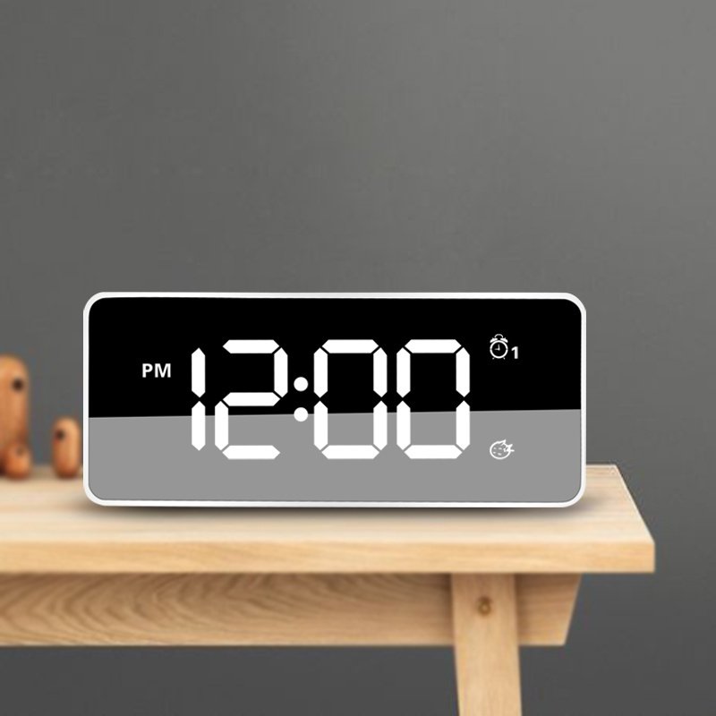 闹钟音乐循环充电智能记忆电子钟多功能学生床头台钟