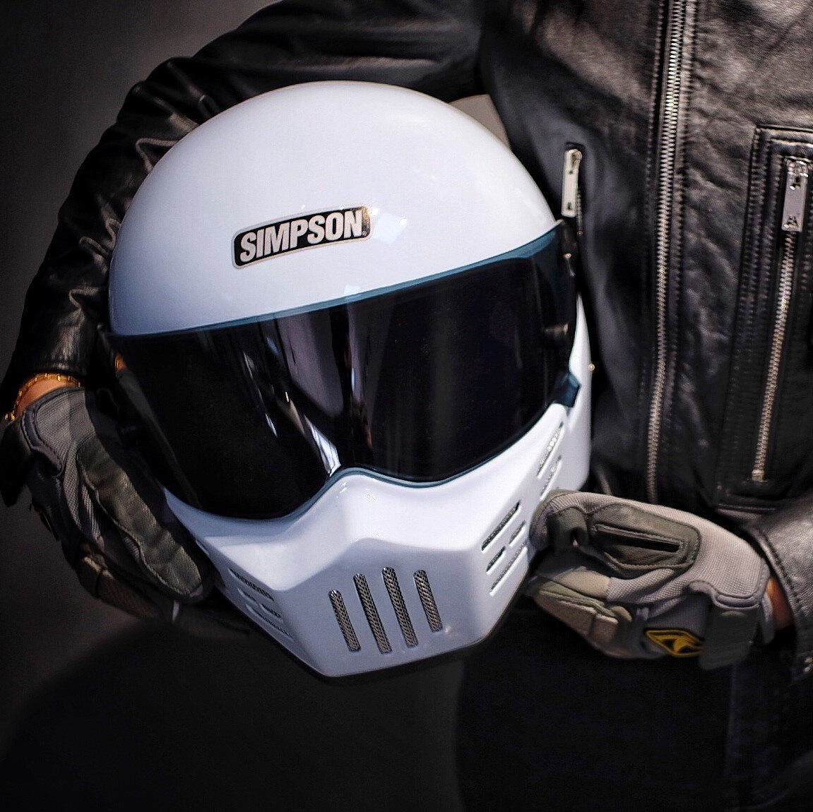 高档辛普森头盔创意simpson外形复刻版本dot安全认证电动车头盔