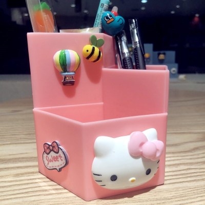 书桌可爱房间礼物会小生日笔筒女生哆啦办公笔筒