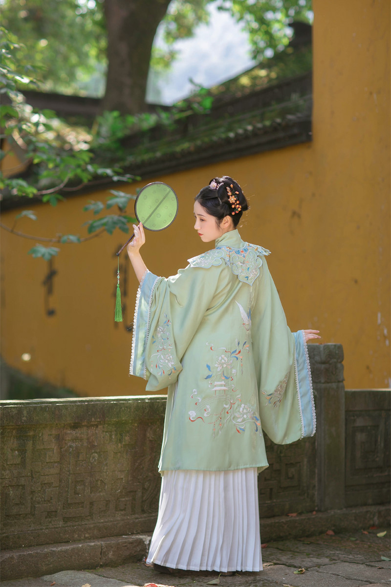 兮羽集青栀肩明立领长衫齐腰原创汉服女重工刺绣汉服
