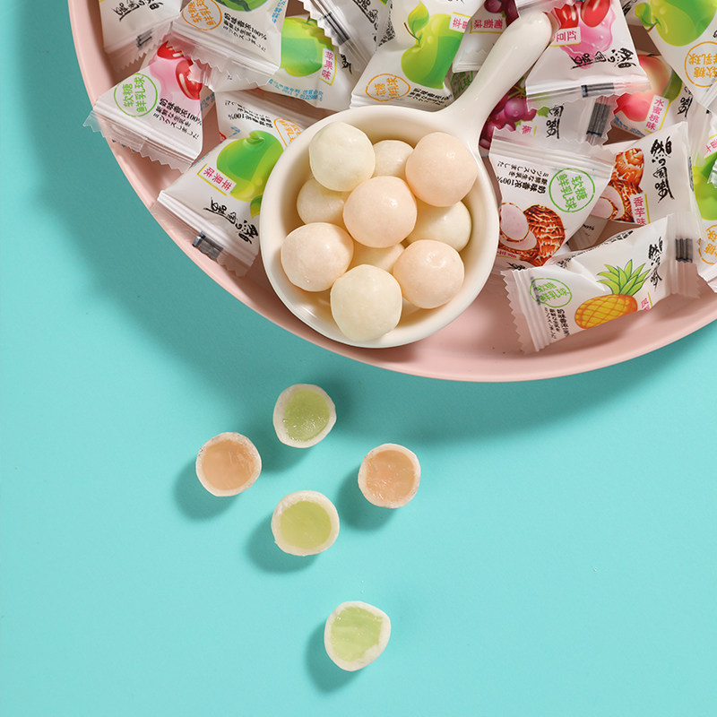 网红脆皮鲜乳球夹心水果味儿童软糖奶球糖喜糖小零食糖果散装批发
