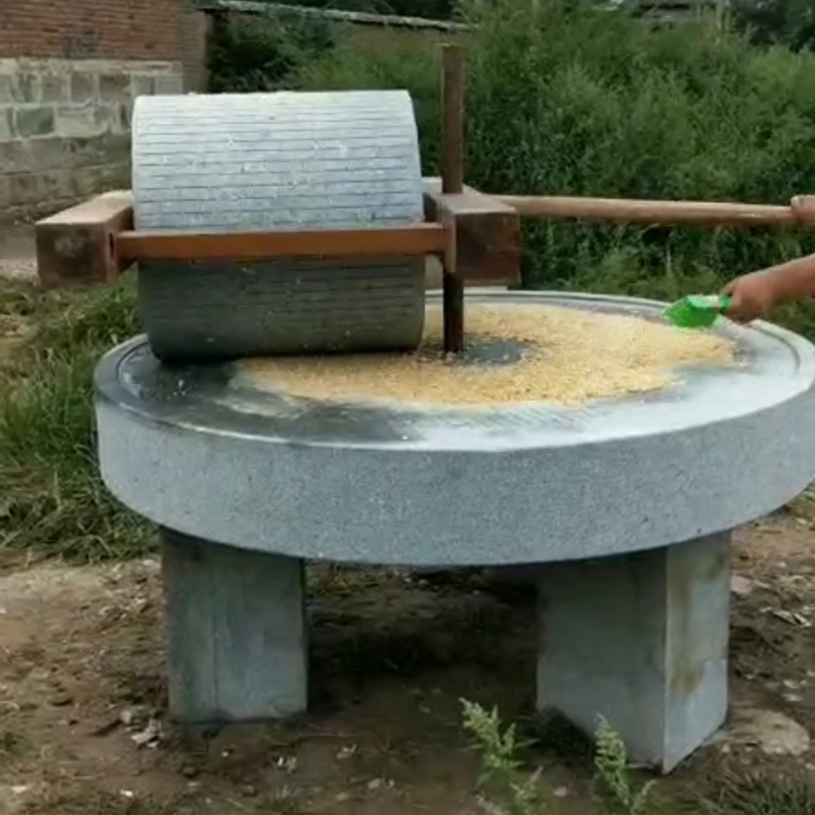 石碾子碾盘手推幼儿园公园怀旧复古石碾盘粮食磨面石雕