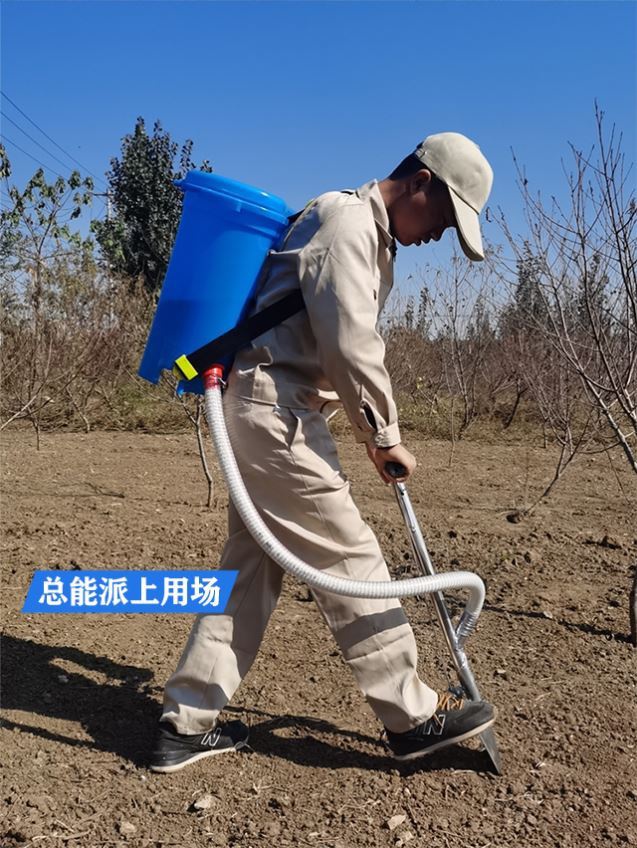 新型入土手动果园果树p施z肥神器玉米打孔树木施肥器追肥器硬地地