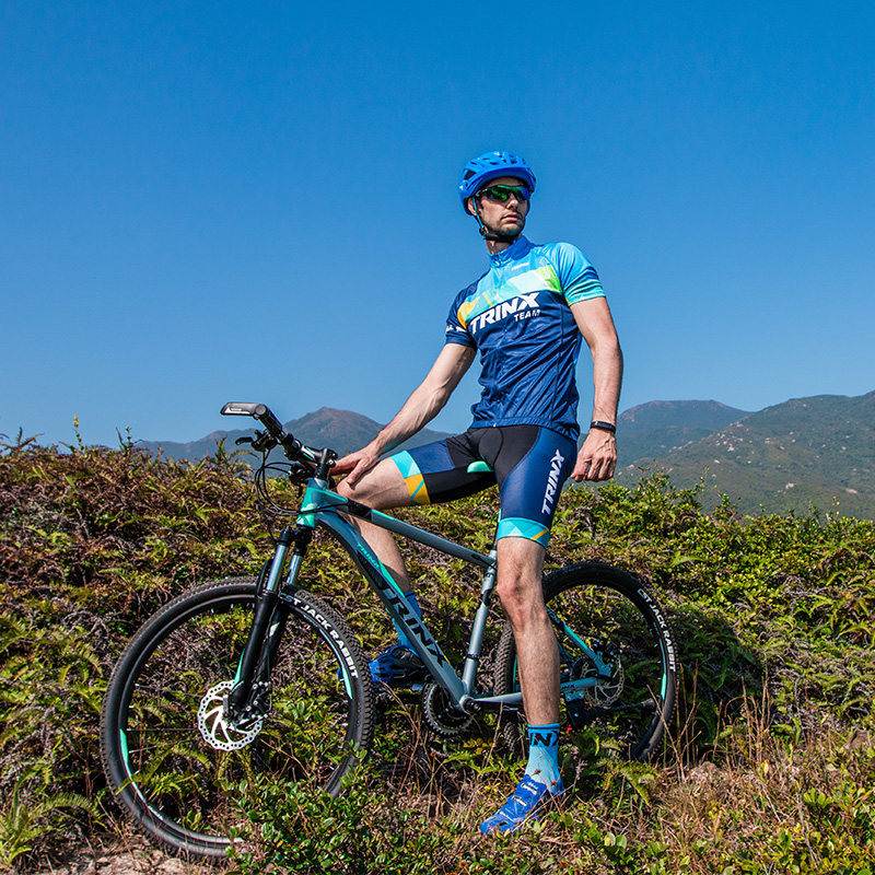 trinx千里达m136铝合金骑行户外运动变速山地减震碟刹山地自行车