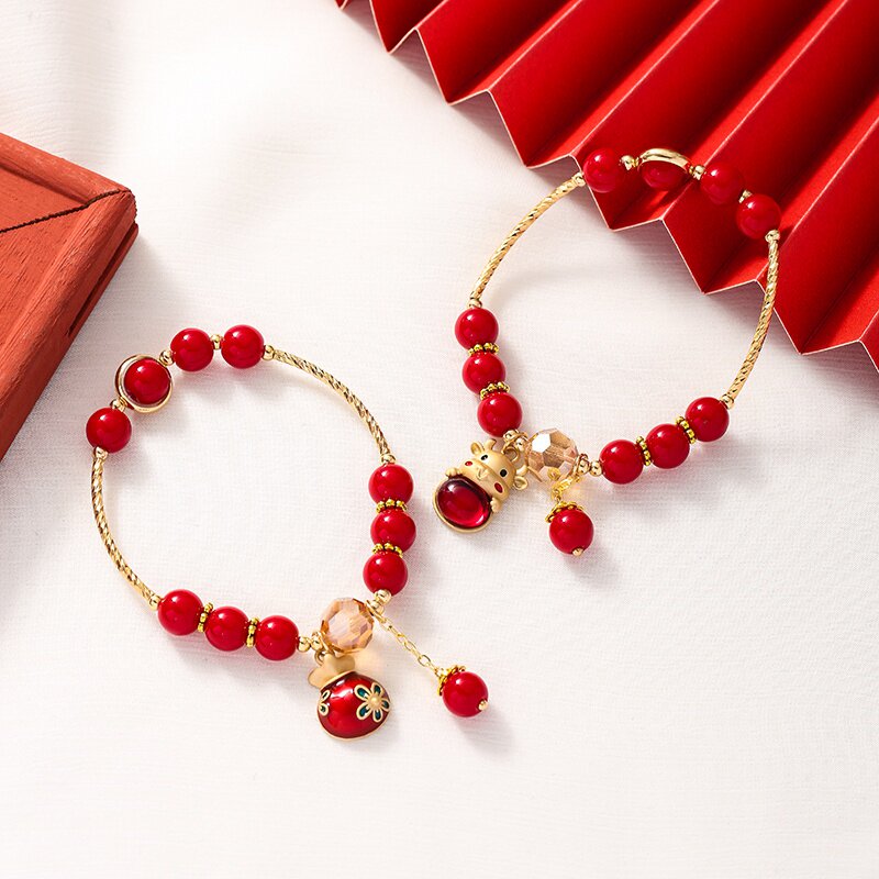 红色珠子幸福钱袋手链可爱红水晶小牛手饰闺蜜手链