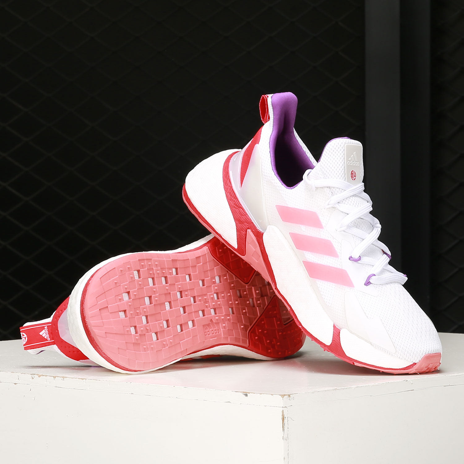 adidas阿迪达斯正品新款牛年限定男女运动鞋boost跑步跑步鞋