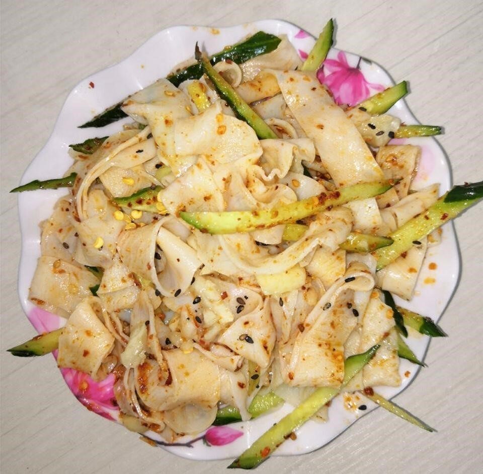 凉皮面皮河南面筋免煮速食散装小菜手工多口冲泡方便面