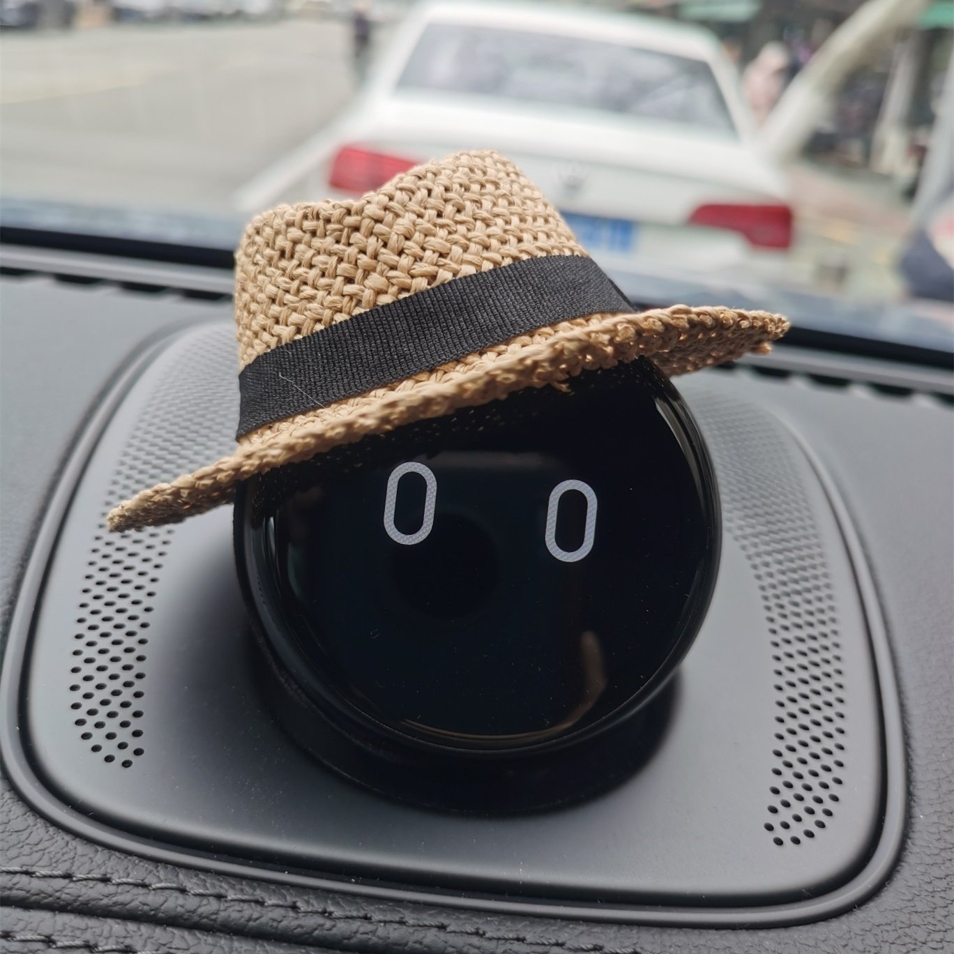 蔚来夏天es6es8ec6nomi帽子装饰头盔机器人草帽改装其他内饰