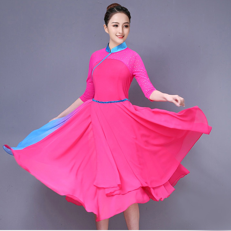 雨夜广场舞服装连衣裙夏季新款中老年跳舞舞蹈大摆广场舞连衣裙