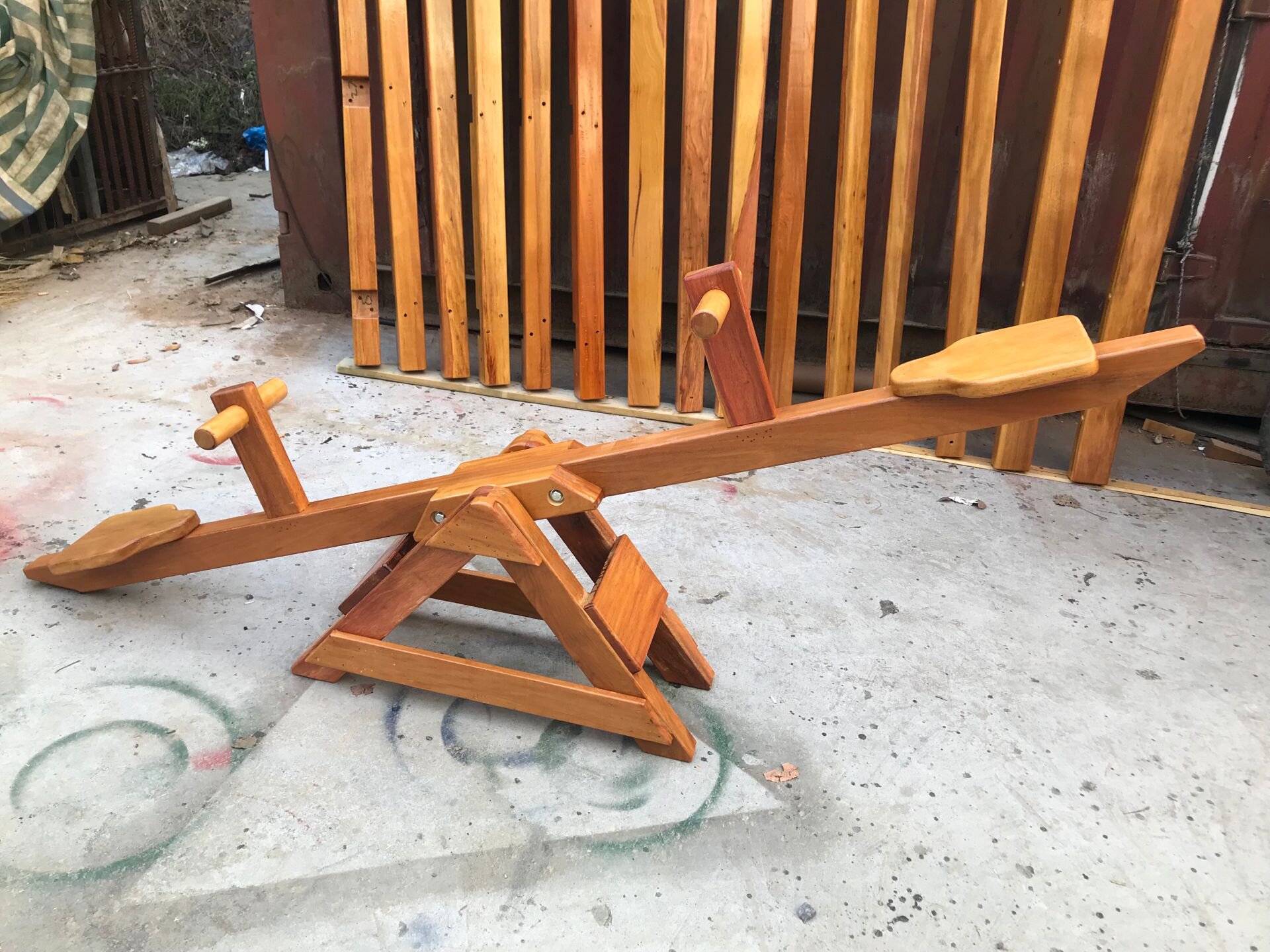 实木儿童双人木质跷跷板黄花梨防腐幼儿园平衡木户外跷跷板