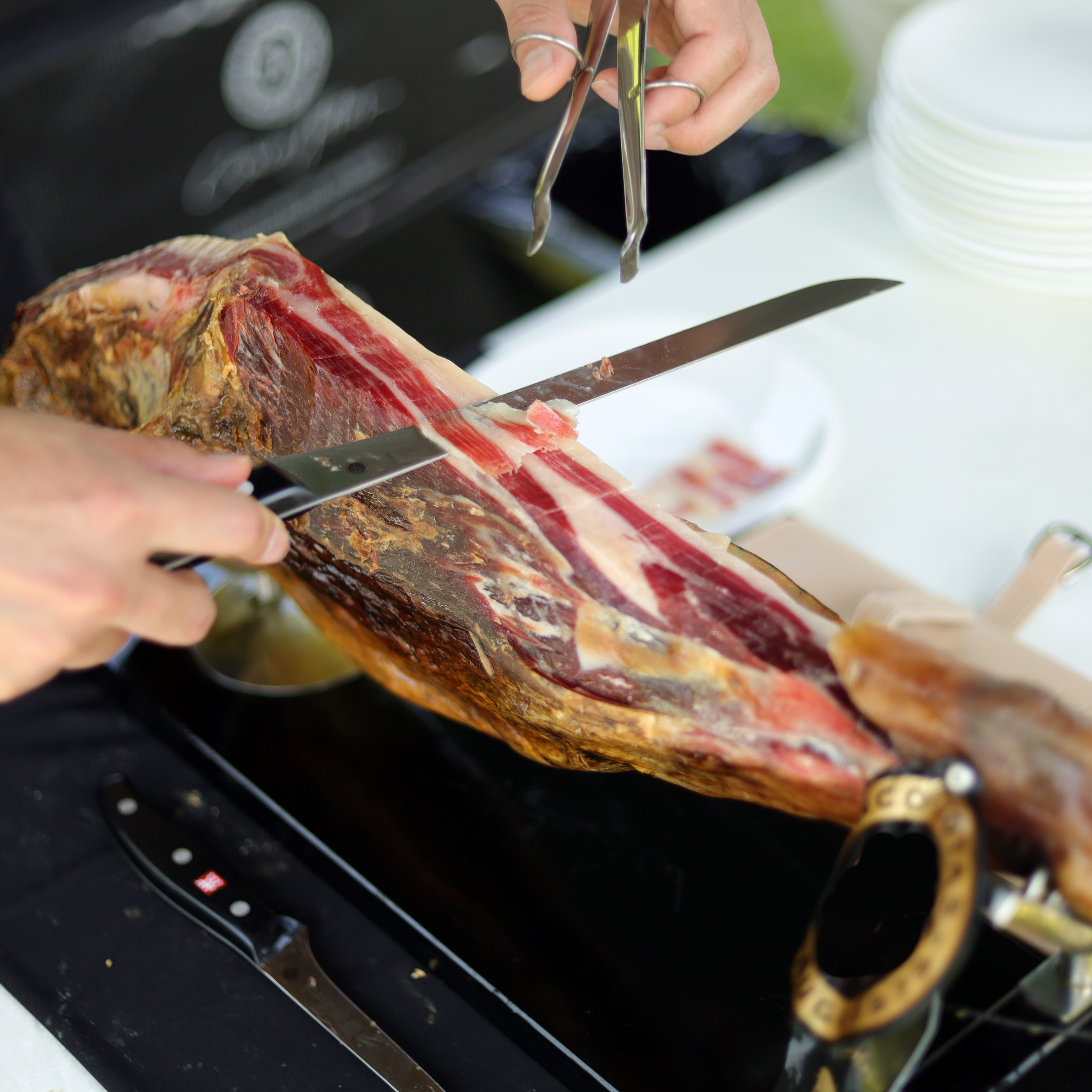 进口西班牙黑猪伊比利亚火腿切片黑标80克42个月发酵火腿