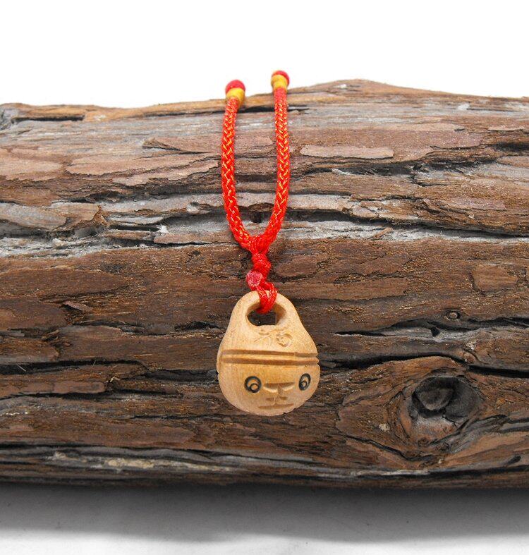 桃木木雕虎头吊坠项链木质铃铛项坠宝宝婴儿项坠