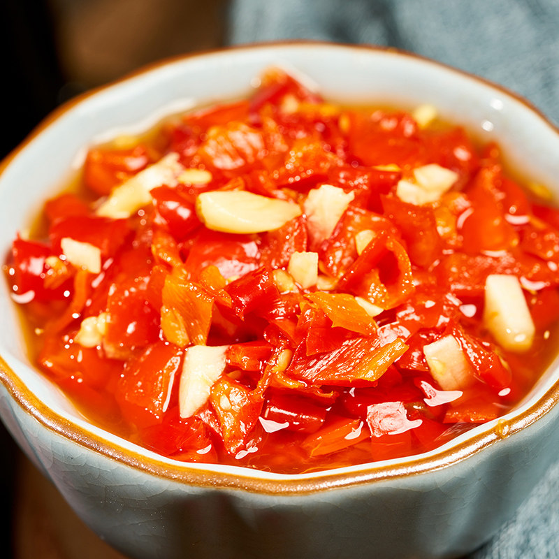 火辣辣蒜蓉辣椒酱210g香辣辣椒下饭饭菜拌面农家辣椒酱