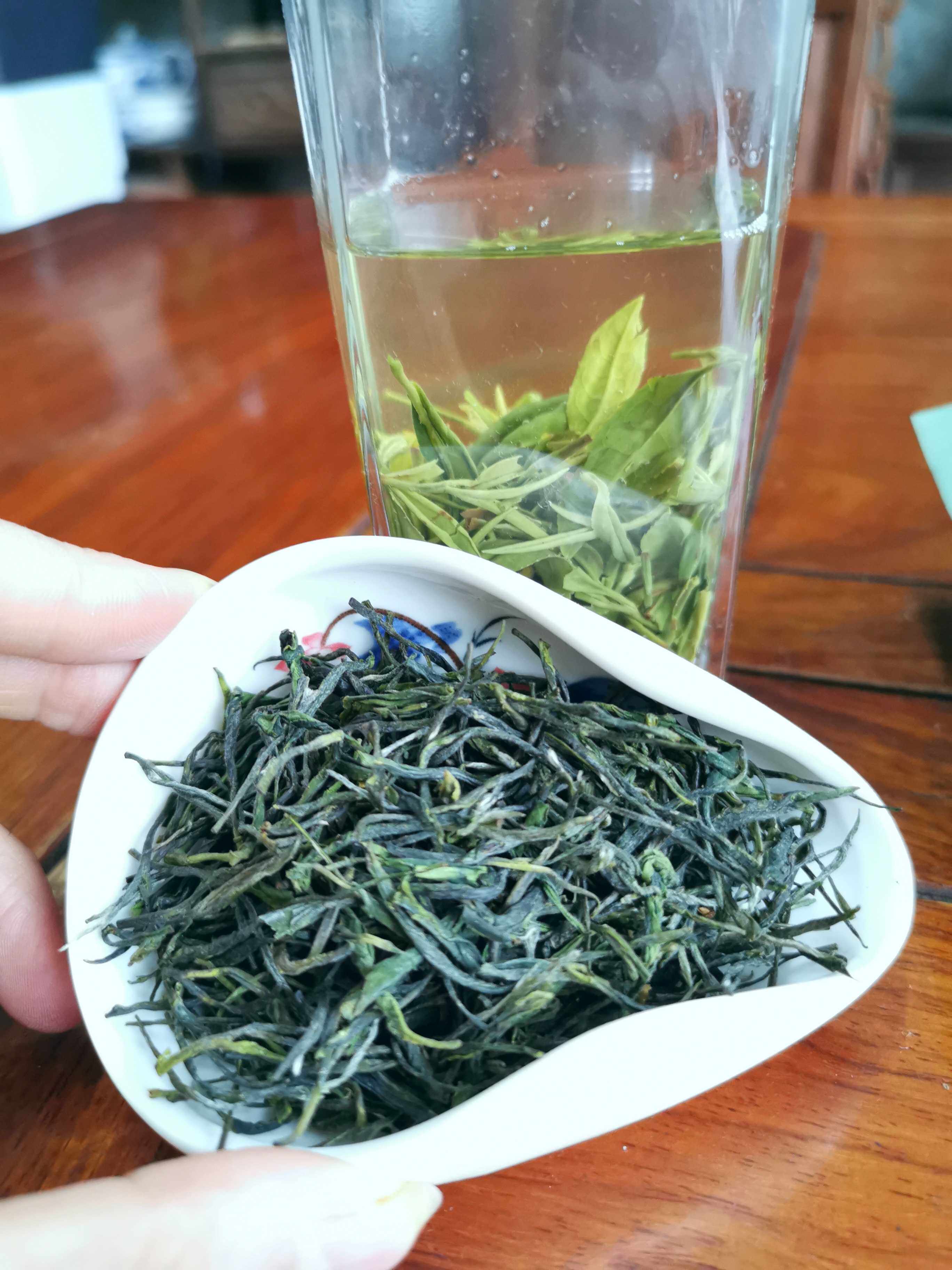 信阳野茶香型浓香山茶高山茶商城毛尖盒装散装茶叶罐