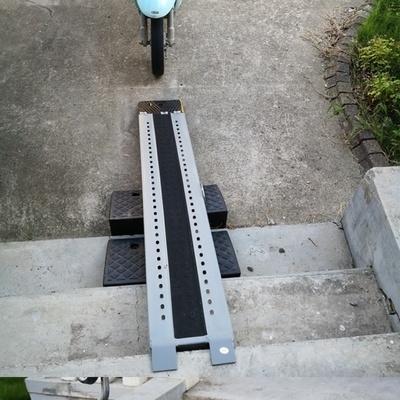 台阶斜坡垫板卸货电瓶电瓶车车上车架上车摩托车无障碍设施
