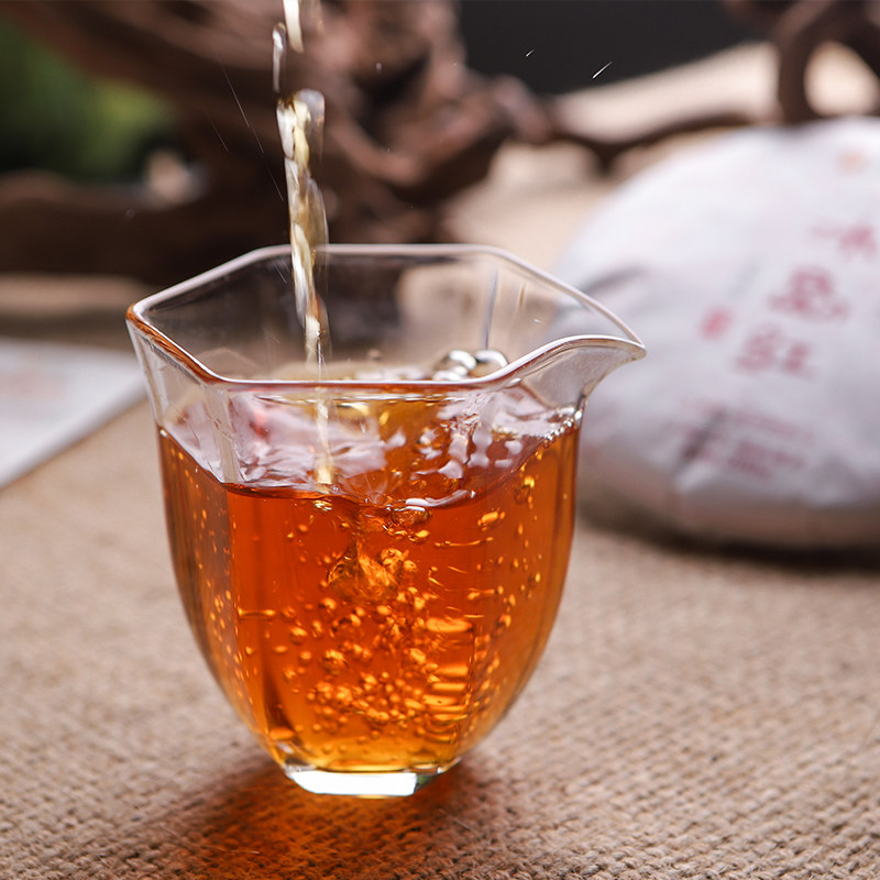 琅邦茶业2021年冰岛红茶200g云南古树晒红特级茶叶新茶晒红饼茶