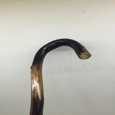 信誉包邮精品藤木登山杖老年人手杖复古实木一体登山杖