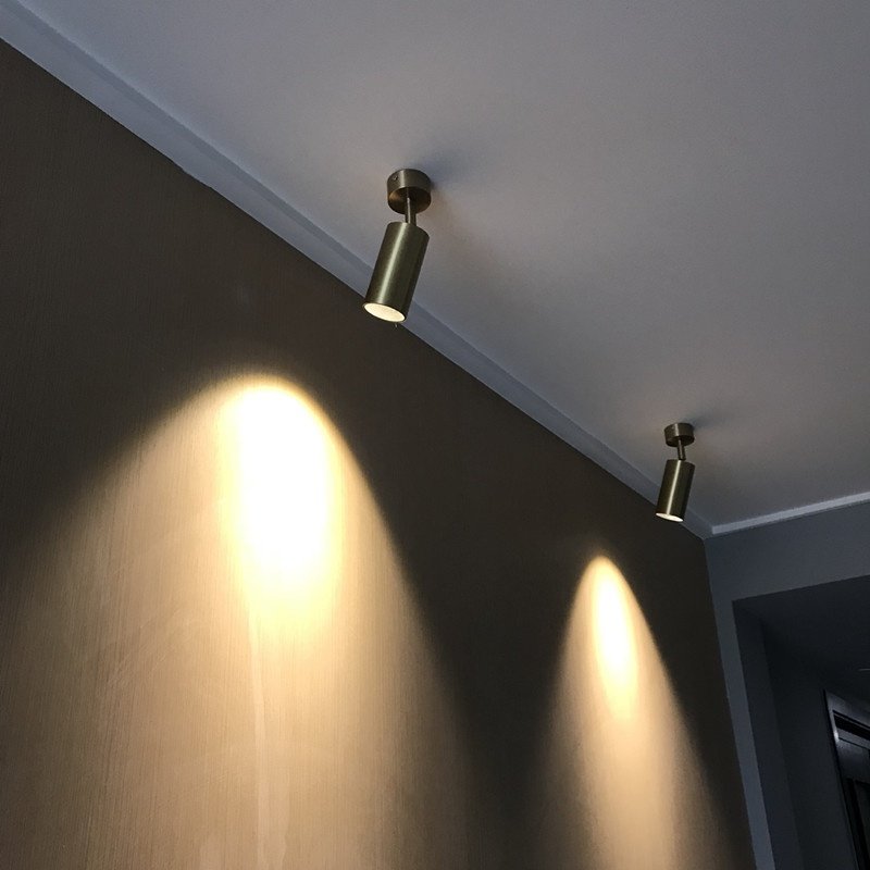 北欧服装店轨道led灯明过道衣帽间客厅黄铜色筒灯射灯