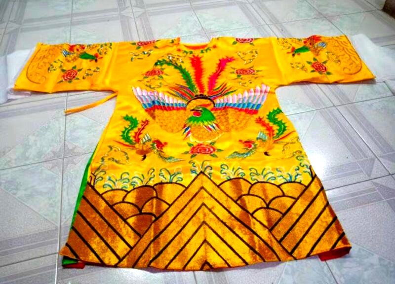 娘娘新品龙袍凤袍金线绣龙妈祖王母服饰绸布刺绣