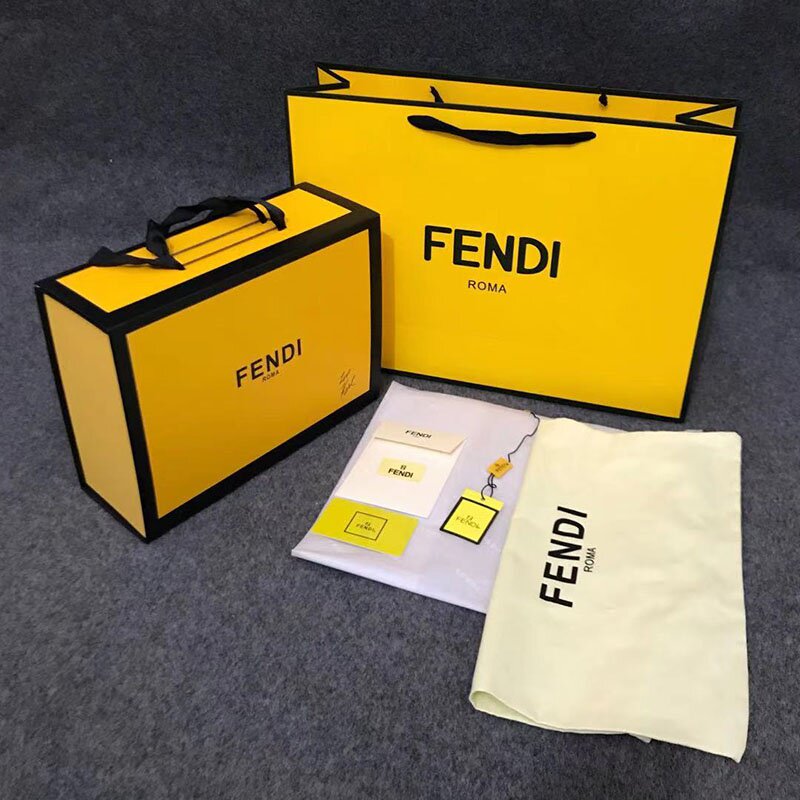 芬迪fendi纸袋包装衣服围巾短袖皮带包包手提袋礼品盒