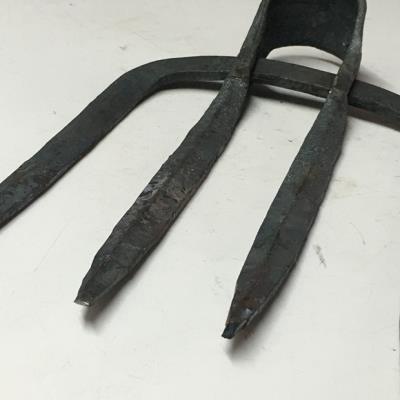 耙子四齿锻打农用工具三齿二齿钉耙扒草四丁耙子