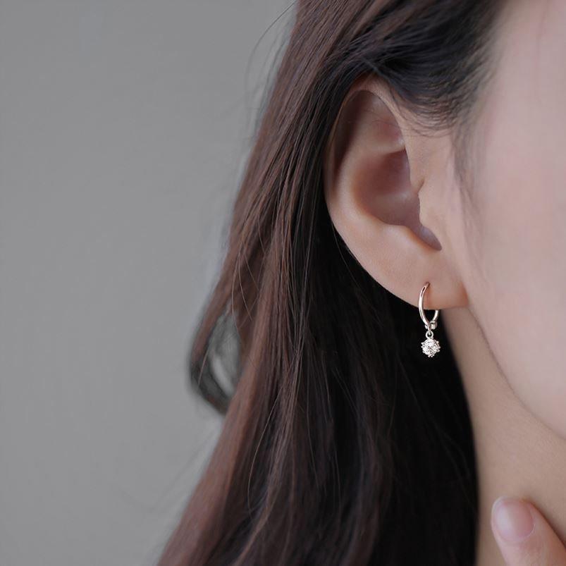 适合长脸女生的耳环2021年新款大脸小众设计高级耳环