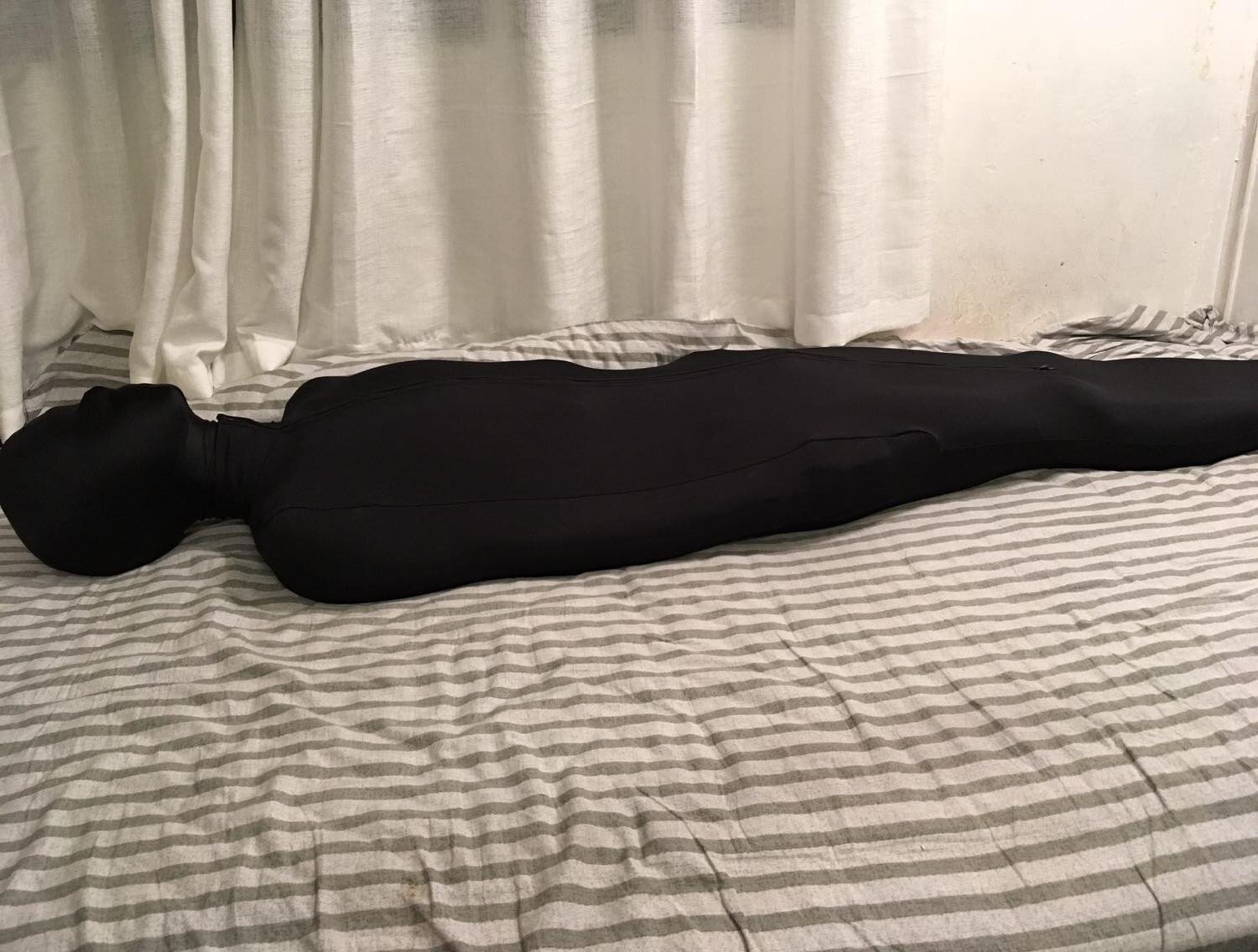 弹力zentai材质四面全包紧身衣木乃伊造型内带束手袋塑身连体衣