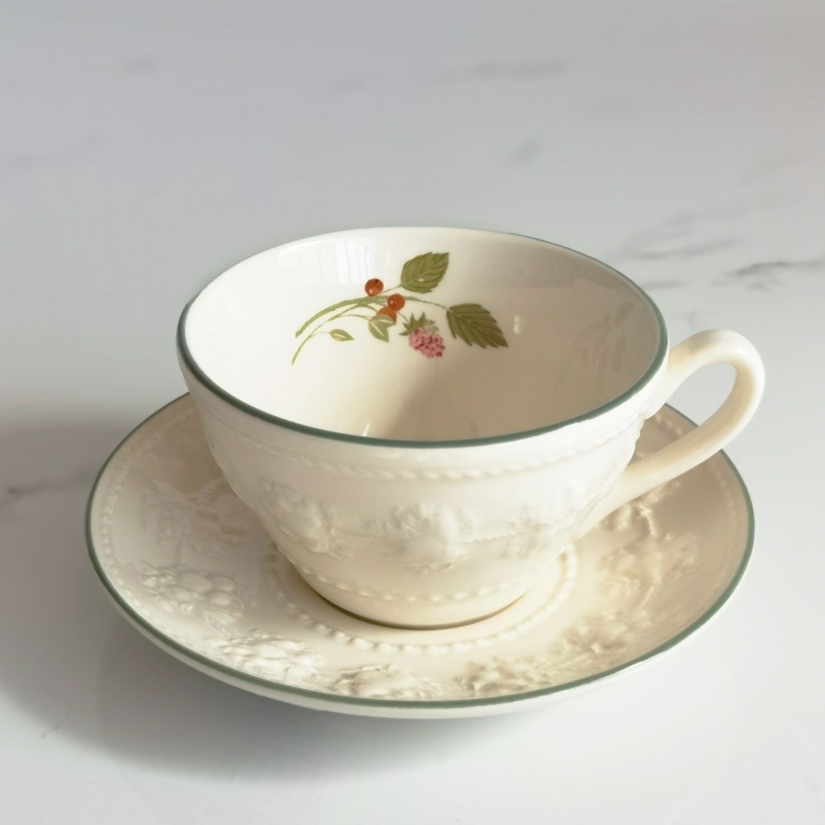 英国wedgwood威基伍德欢愉假日树莓田园陶瓷茶杯茶杯