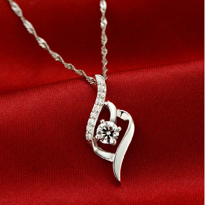 s925纯银倾城之恋锆石吊坠锁骨项链女款日韩版时尚简约项坠