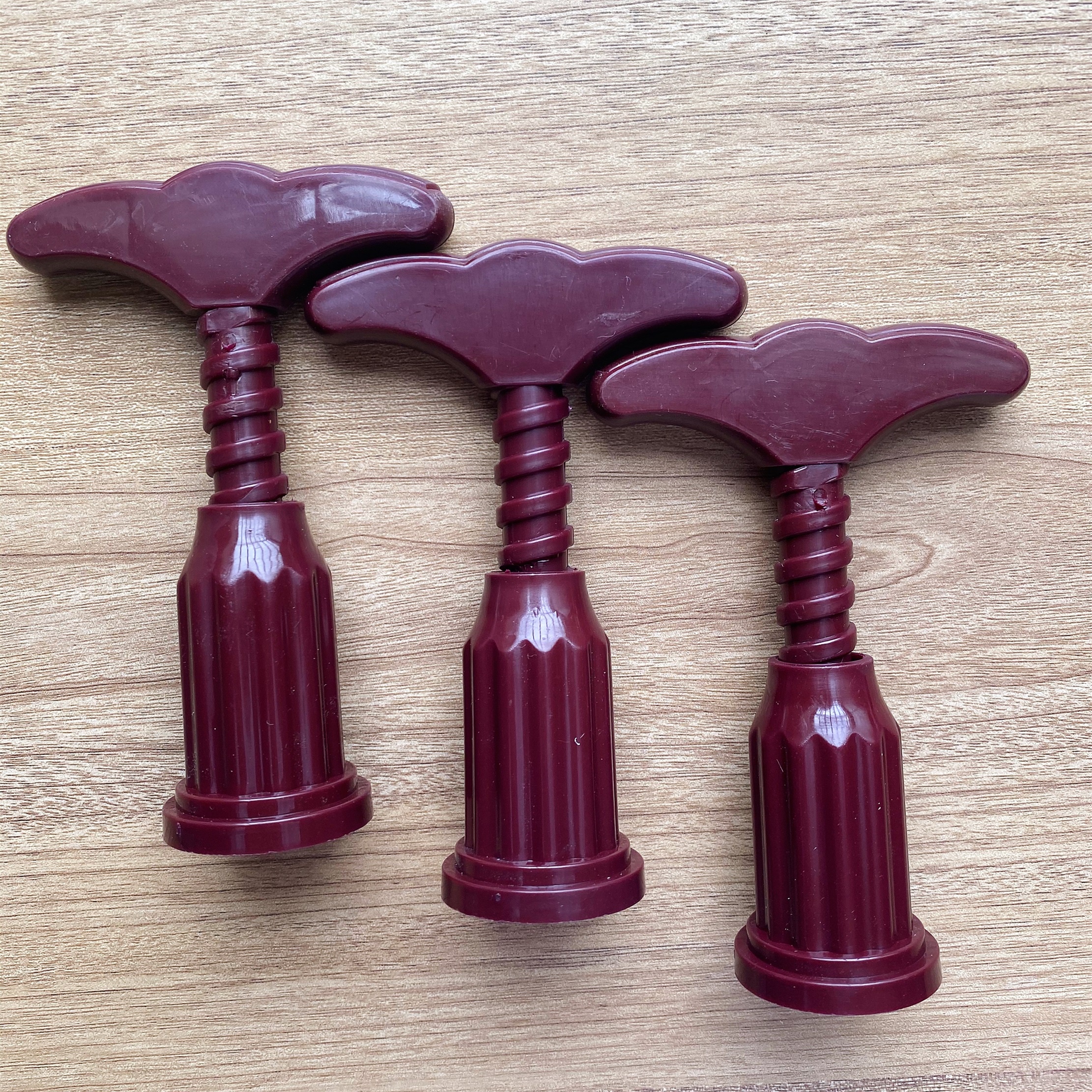 红酒瓶器塑料加大加厚葡萄酒起子厂家定制简易开瓶器