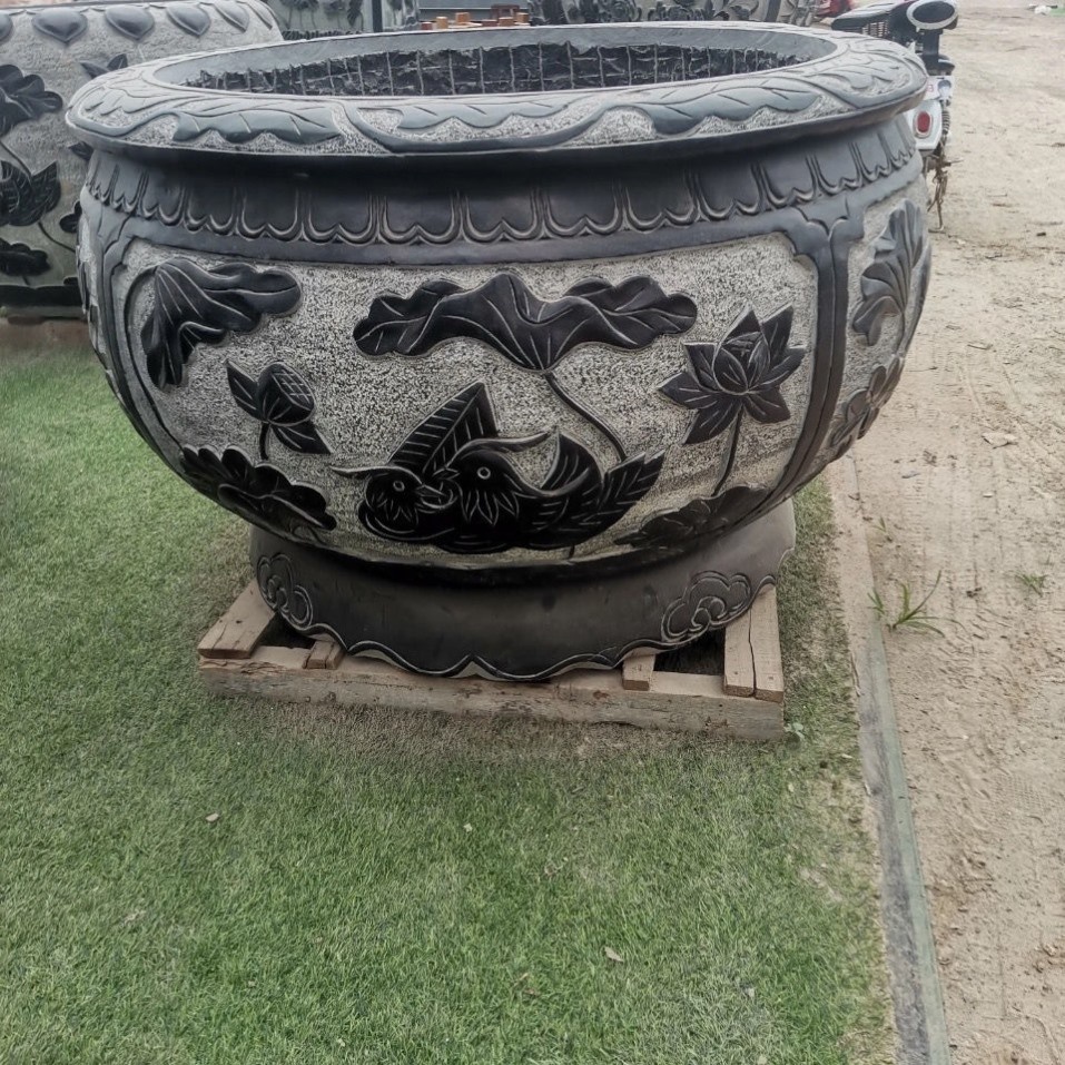 花盆石雕鱼缸荷花青石仿古水缸户外老石庭院鱼缸