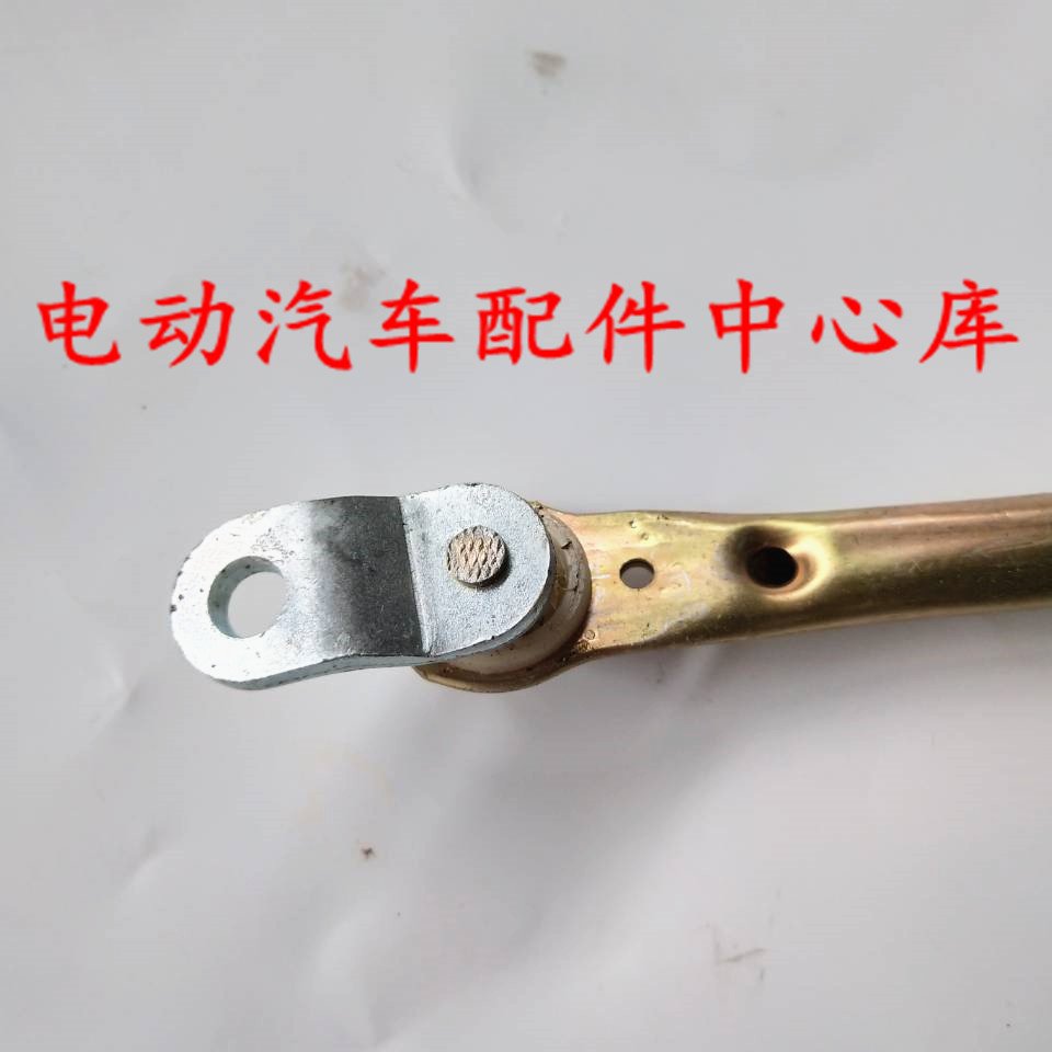 适配御捷gdg4乐唯v5小路虎雨刷连动跃迪t703更多电动车零