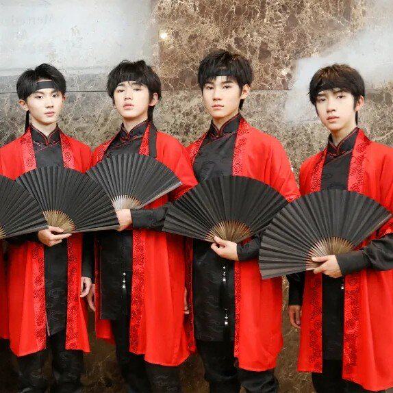 晚会中国国风男团家族时代少年团同款扇子霍元甲民族服装
