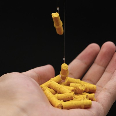 狂草颗粒鱼饵橡皮筋挂钩青鱼鲩鱼野钓饵料颗粒状鱼饵