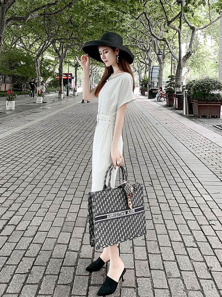 白色连衣裙2021年夏季新款女装名媛女神范气质轻熟风chic夏天裙子