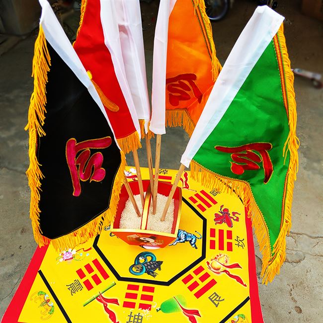 破关桃木用品五行出马布斗底座双面刺绣五龙年画