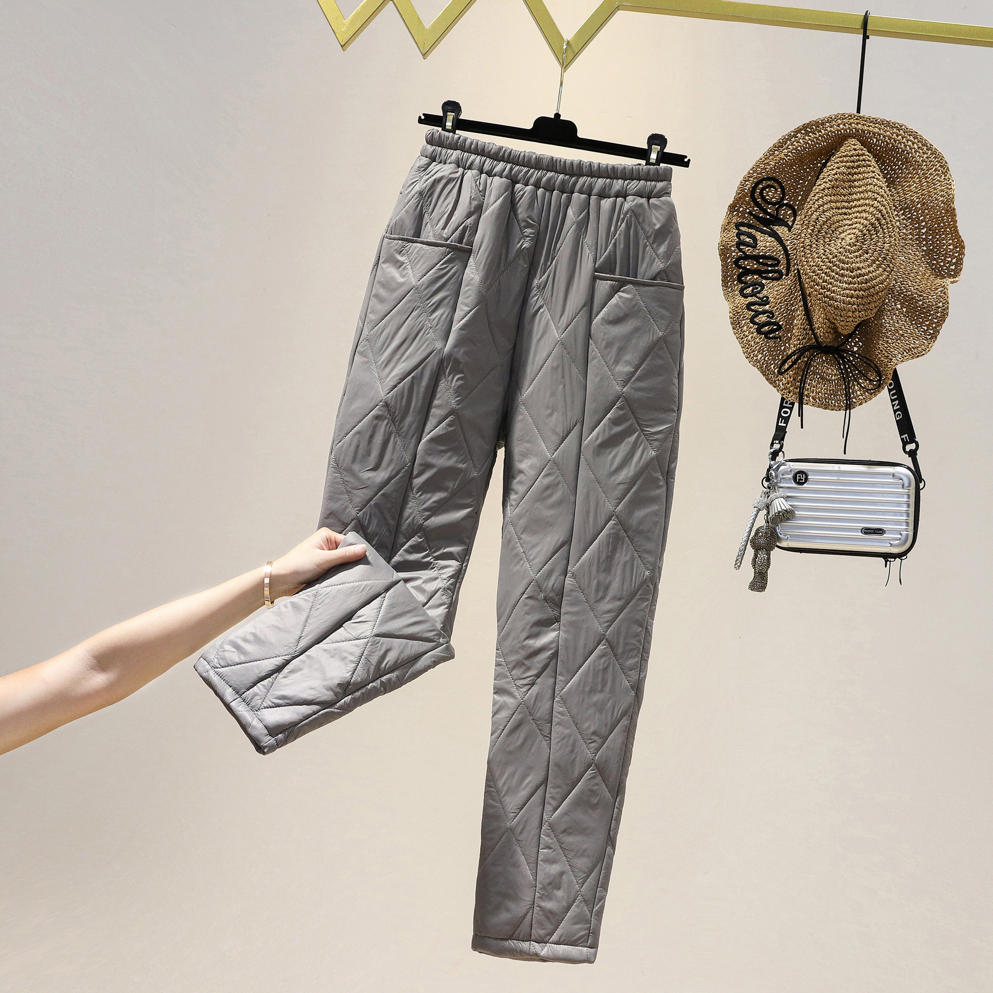 撤柜奥特莱斯清仓捡漏女羽绒绒裤轻薄冬季大码棉裤