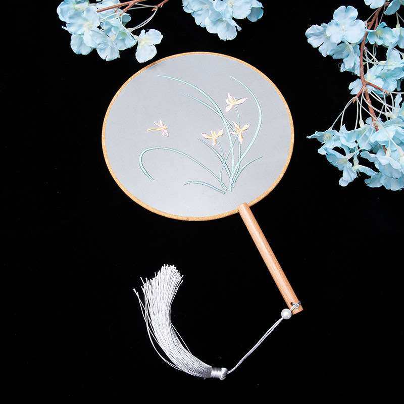 中国国风复古鹅柄流苏刺绣团扇古风汉服宫扇工艺扇
