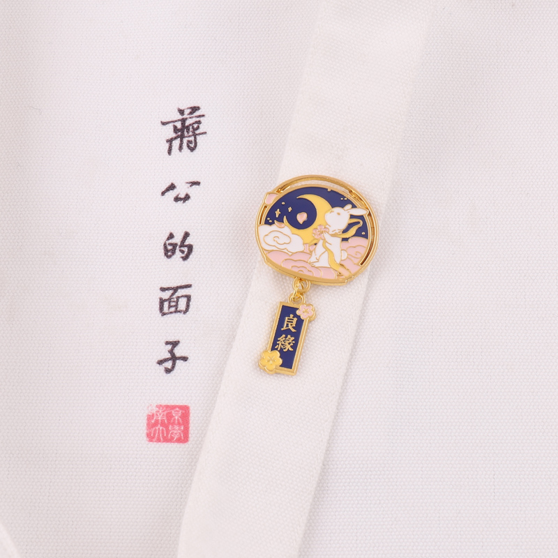 发财锦鲤好运仙鹤小猫小鹿胸针新款潮个性日系可爱徽章高档女配饰