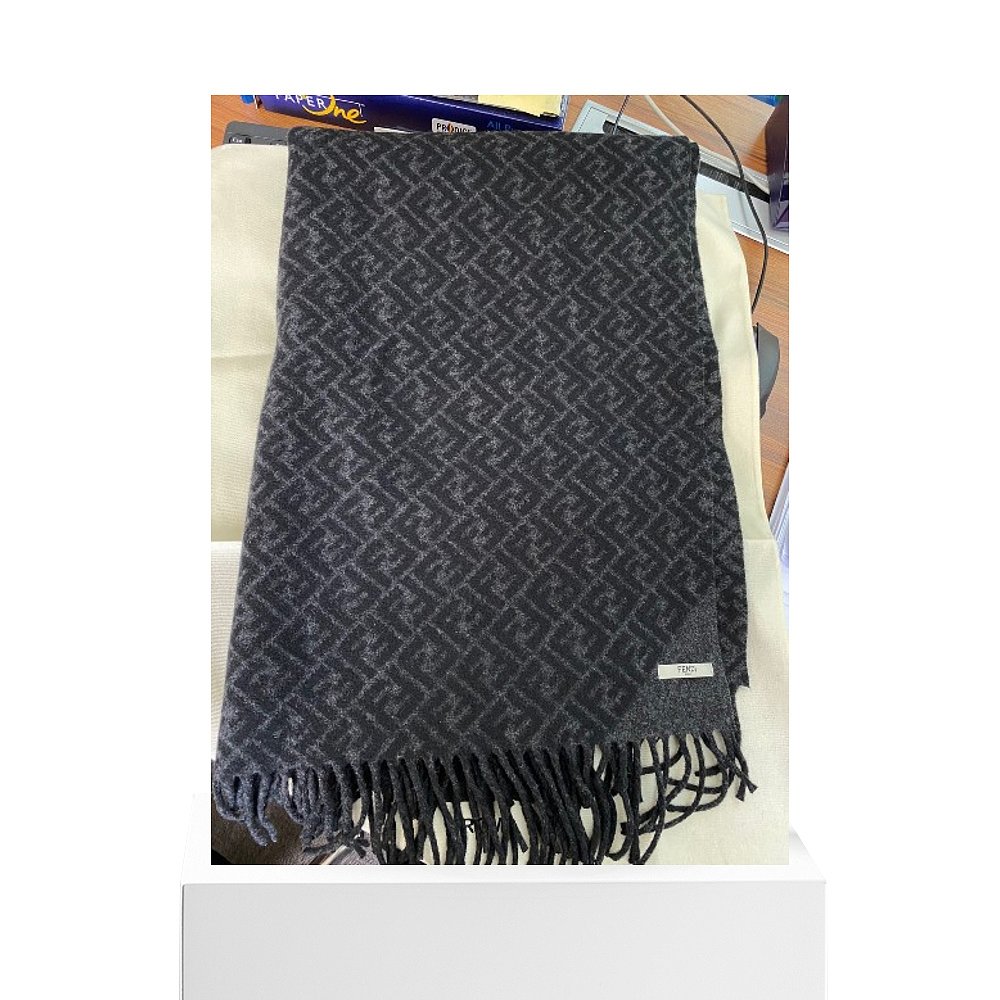 围巾香港直邮fendi黑色ff羊毛毛绒180x70披肩围巾