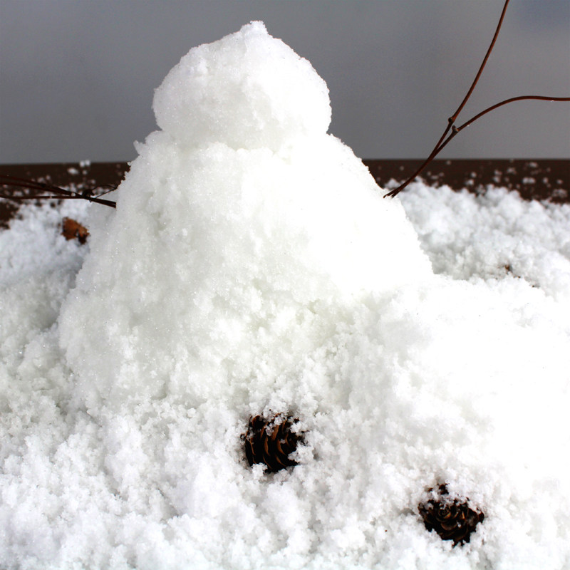 人造雪粉仿真雪花兑水雪水变雪实验橱窗干雪圣诞装饰品